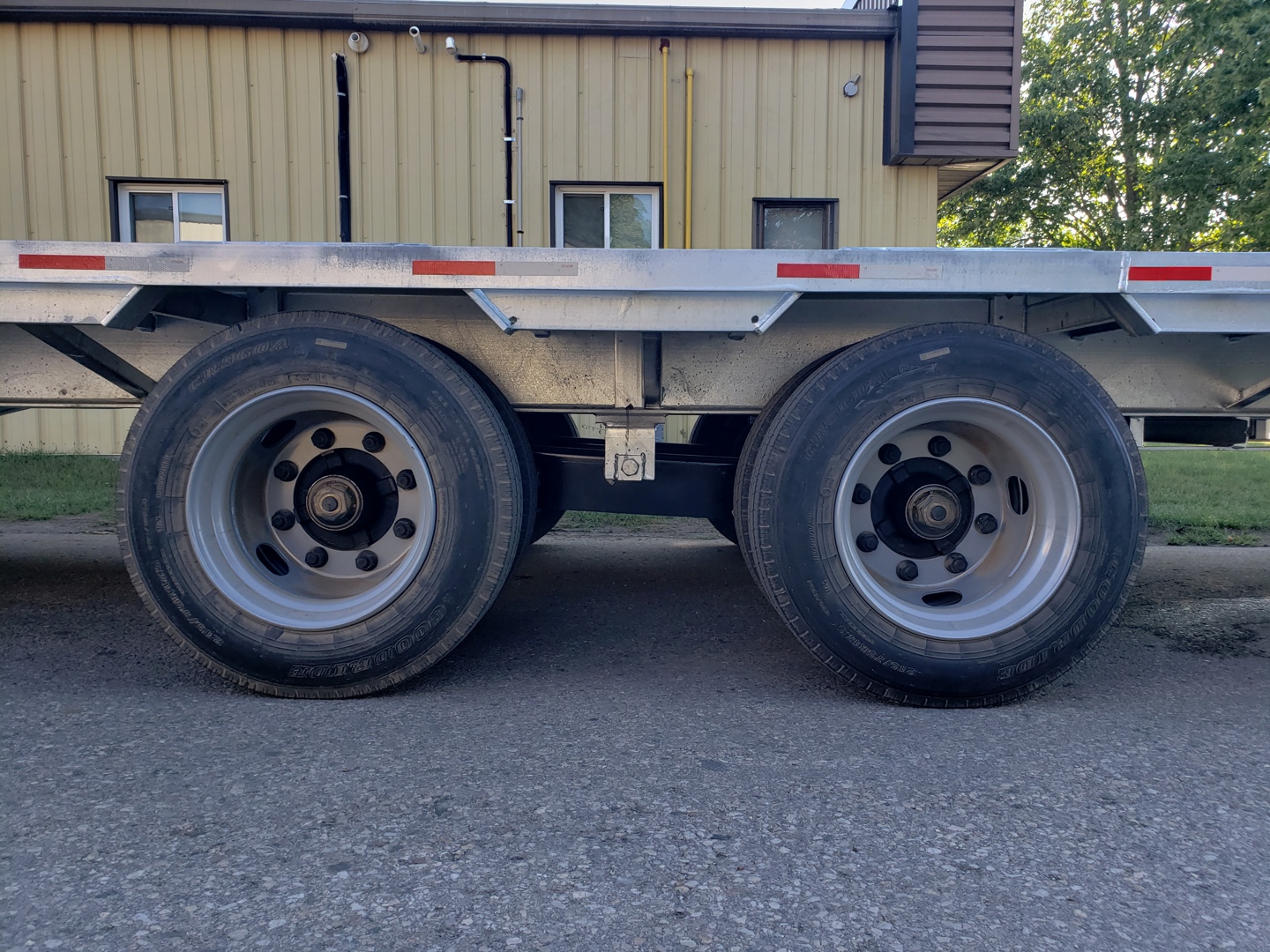 New 2026 TRIUMPH TRAILERS GALVANIZED STEEL GOOSE NECK DECKOVER - Image 4