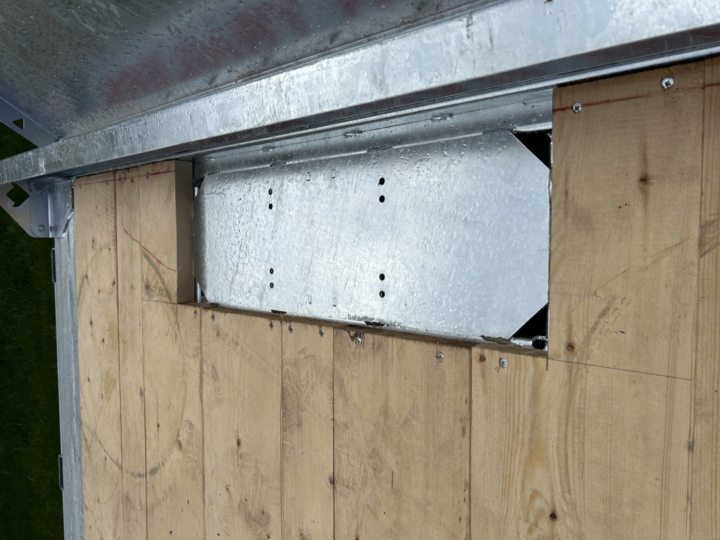 New 2026 Triumph Trailers Galvanized Hydraulic Tilt with I Beam Frame - Image 18