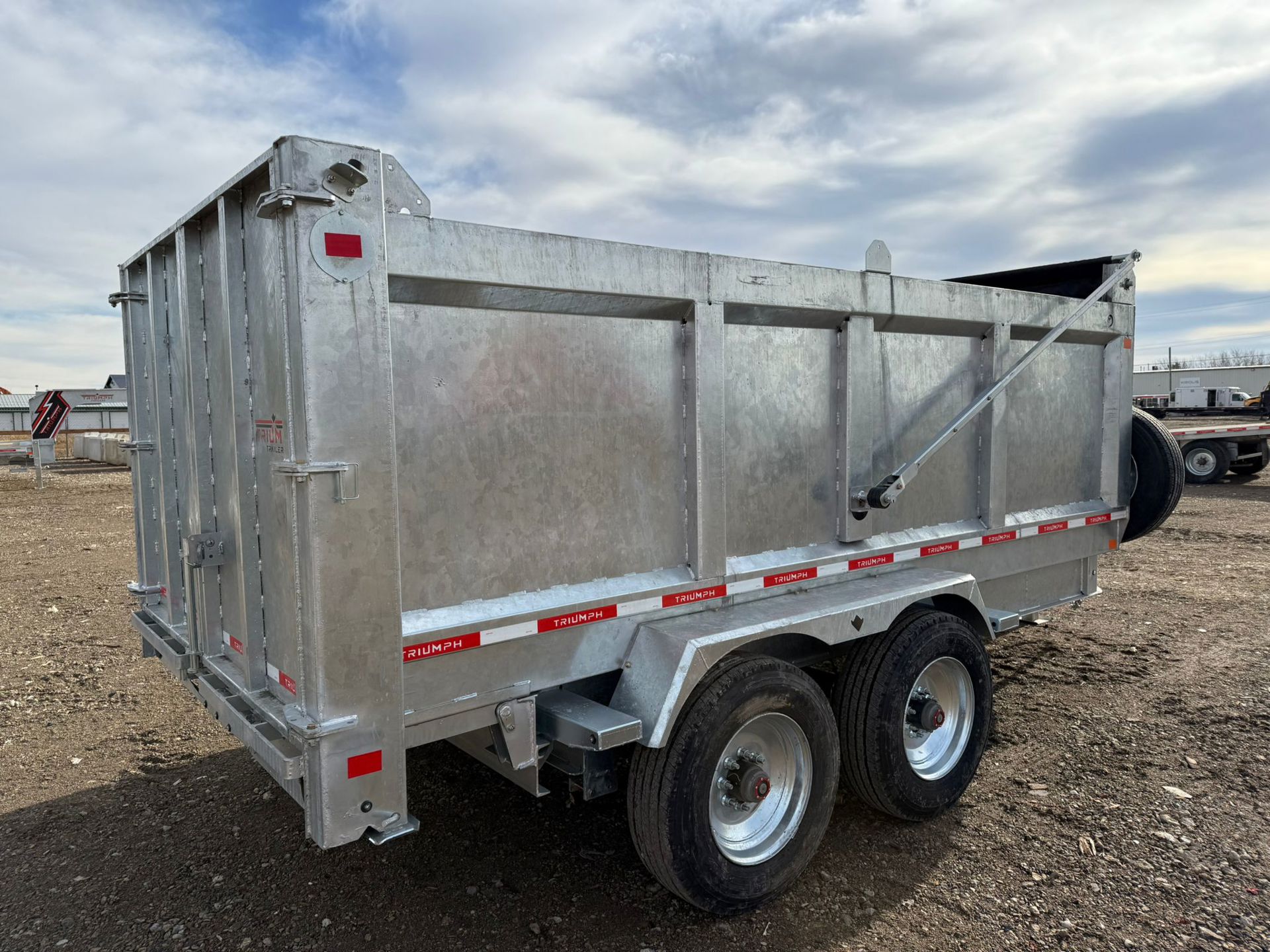 New 2026 Triumph Trailers Galvanized High Side Dump Trailer - Image 9