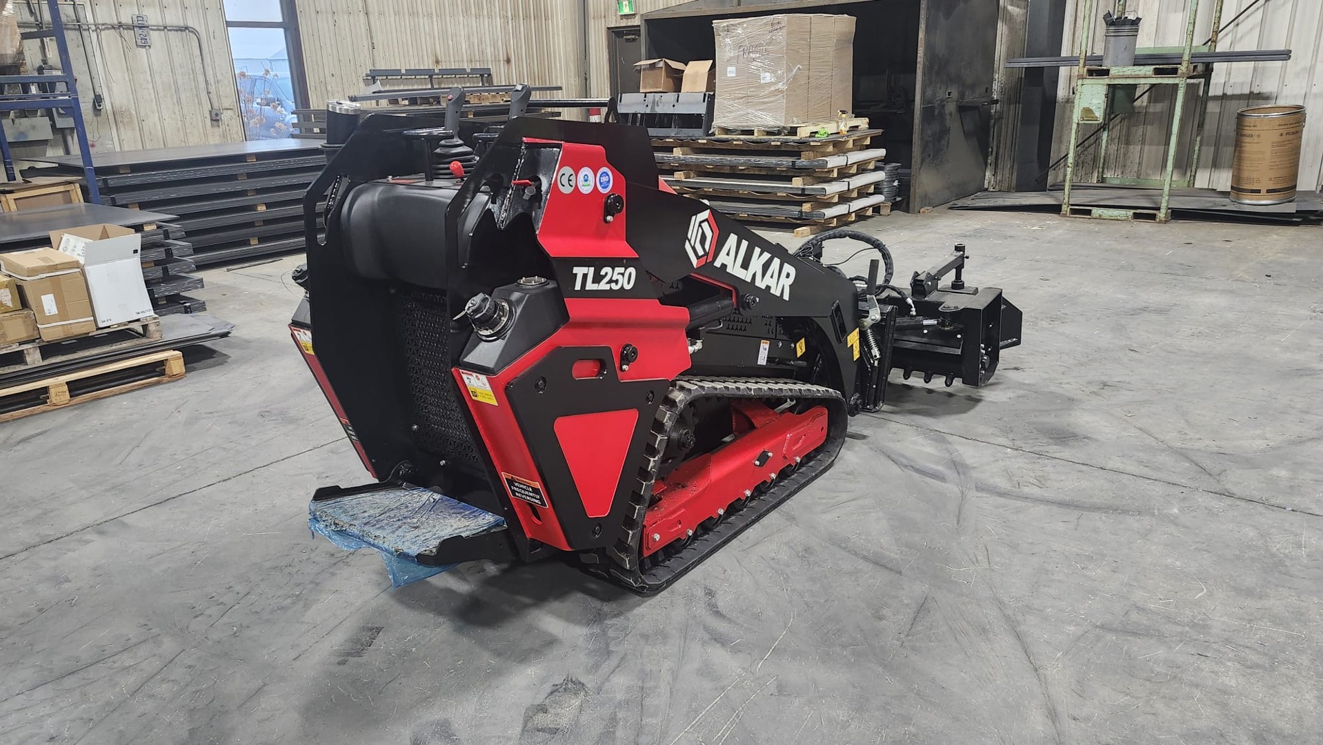 New 2026 ALKAR Tractor Loader - Image 18