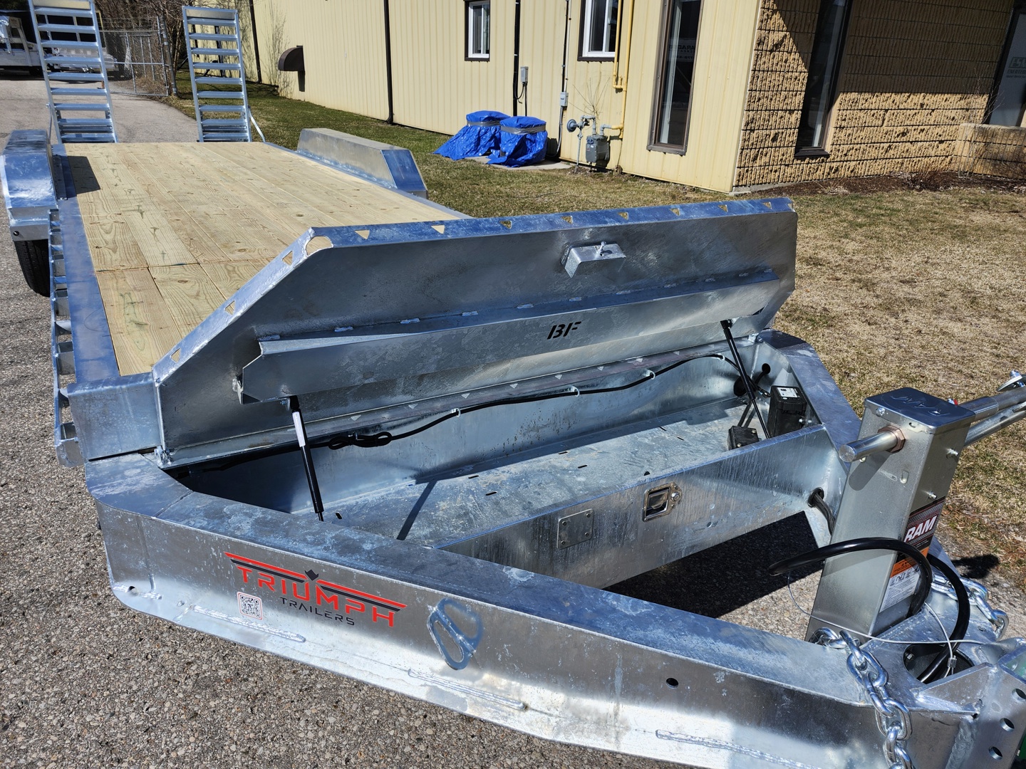 New 2027 Triumph Trailers Deck between Equipment Hauler - Image 7